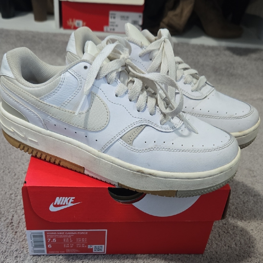 Womens Nike Gamma Force White Light Bone 7.5